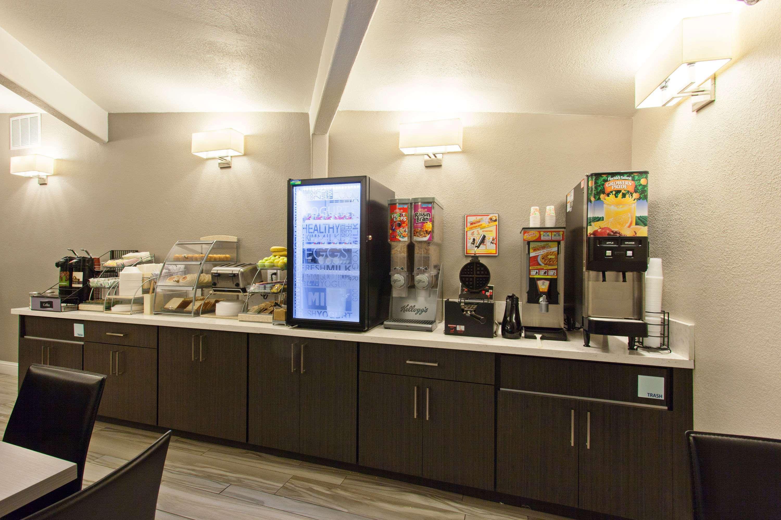 Days Inn By Wyndham Chowchilla Gateway To Yosemite מראה חיצוני תמונה