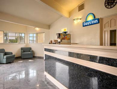 Days Inn By Wyndham Chowchilla Gateway To Yosemite מראה פנימי תמונה